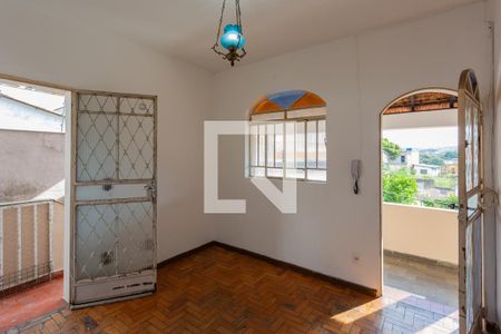 Casa para alugar com 300m², 3 quartos e 1 vagaSala