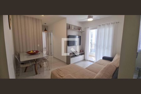 Sala  de apartamento à venda com 2 quartos, 55m² em Continental, Osasco