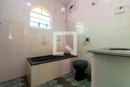 Casa à venda com 316m², 3 quartos e 5 vagas Casa à venda com 316m², 3 quartos e 5 vagasBanheiro