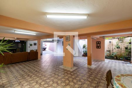 Casa à venda com 316m², 3 quartos e 5 vagas Casa à venda com 316m², 3 quartos e 5 vagasBanheiro