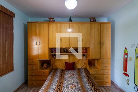 Casa à venda com 316m², 3 quartos e 5 vagas Casa à venda com 316m², 3 quartos e 5 vagasQuarto