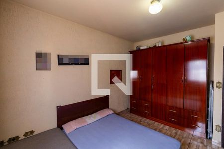 Casa à venda com 316m², 3 quartos e 5 vagas Casa à venda com 316m², 3 quartos e 5 vagasQuarto