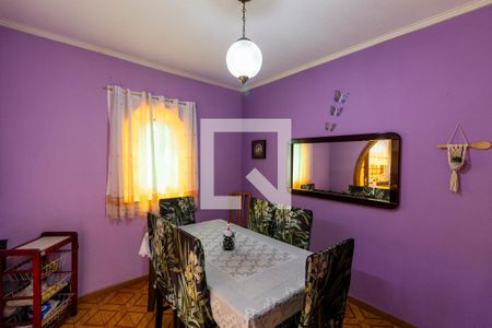 Casa à venda com 316m², 3 quartos e 5 vagas Casa à venda com 316m², 3 quartos e 5 vagasSala jantar