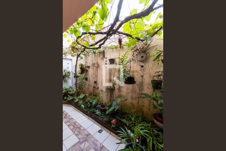 Casa à venda com 316m², 3 quartos e 5 vagas Casa à venda com 316m², 3 quartos e 5 vagasVaranda