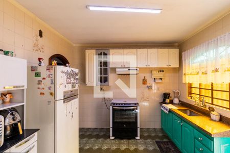 Casa à venda com 316m², 3 quartos e 5 vagas Casa à venda com 316m², 3 quartos e 5 vagasCozinha