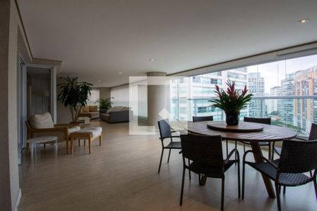 Apartamento à venda com 4 quartos, 335m² em Moema, São Paulo