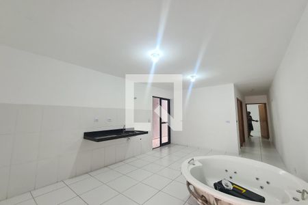 Sala e Cozinha de casa para alugar com 2 quartos, 124m² em Vila Antonieta, São Paulo