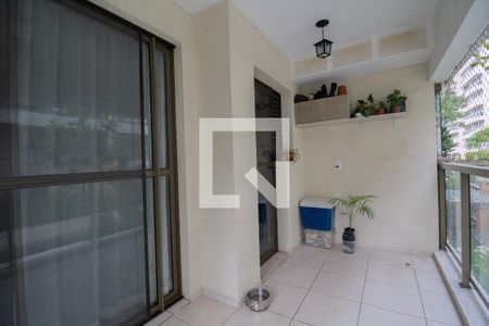 Apartamento para alugar com 85m², 3 quartos e 1 vaga Apartamento para alugar com 85m², 3 quartos e 1 vagaVaranda da Sala