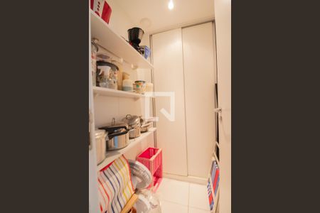 Apartamento para alugar com 85m², 3 quartos e 1 vaga Apartamento para alugar com 85m², 3 quartos e 1 vagaDespensa