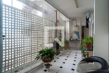 Apartamento à venda com 274m², 3 quartos e 1 vaga Apartamento à venda com 274m², 3 quartos e 1 vagaÁrea de Serviço