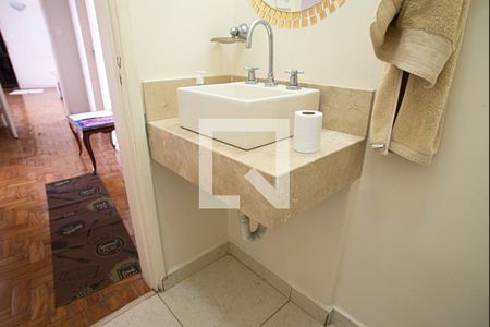 Apartamento à venda com 274m², 3 quartos e 1 vaga Apartamento à venda com 274m², 3 quartos e 1 vagaBanheiro 2
