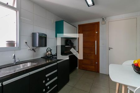 Cozinha de apartamento à venda com 4 quartos, 195m² em Caiçara-adelaide, Belo Horizonte