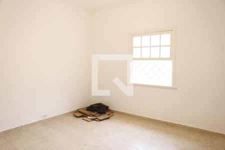 Quarto 2 de casa para alugar com 3 quartos, 160m² em Vila Mangalot, São Paulo