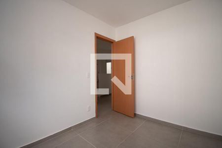 quarto 1 de apartamento à venda com 2 quartos, 40m² em Feitoria, São Leopoldo