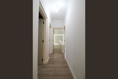 Corredor de apartamento à venda com 2 quartos, 104m² em Centro, Campinas
