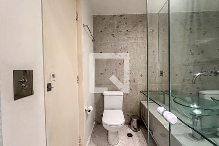 Apartamento à venda com 70m², 1 quarto e 1 vaga Apartamento à venda com 70m², 1 quarto e 1 vagaBanheiro