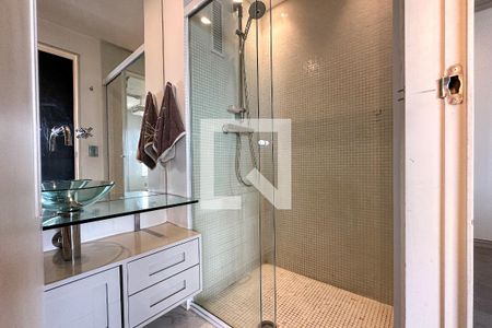 Apartamento à venda com 70m², 1 quarto e 1 vaga Apartamento à venda com 70m², 1 quarto e 1 vagaBanheiro