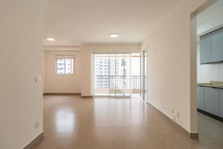 Sala de apartamento para alugar com 2 quartos, 90m² em Alphaville Empresarial, Barueri