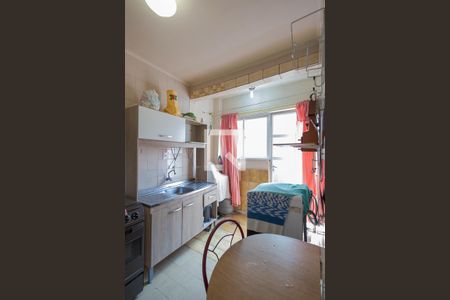 Cozinha de kitnet/studio para alugar com 1 quarto, 32m² em Vila Ipiranga, Porto Alegre