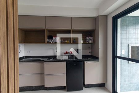 Sala/Cozinha de apartamento para alugar com 1 quarto, 24m² em Novo Mundo, Curitiba