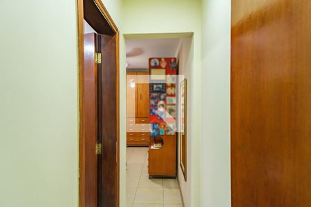 Corredor de casa à venda com 4 quartos, 206m² em Vila Matilde, São Paulo