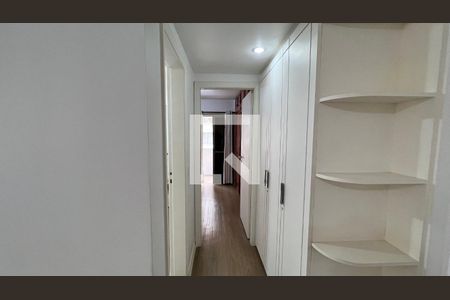 Corredor de apartamento à venda com 1 quarto, 55m² em Paraíso, São Paulo