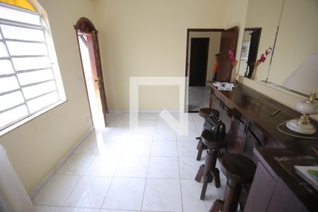 Sala de casa à venda com 4 quartos, 300m² em Nova Granada, Belo Horizonte