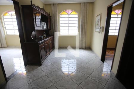 Sala de casa à venda com 4 quartos, 300m² em Nova Granada, Belo Horizonte