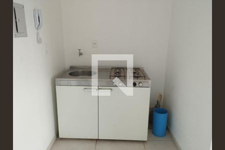 Banheiro de kitnet/studio para alugar com 1 quarto, 29m² em Centro, São Leopoldo