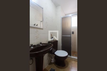 Banheiro  de apartamento à venda com 1 quarto, 40m² em Bom Fim, Porto Alegre