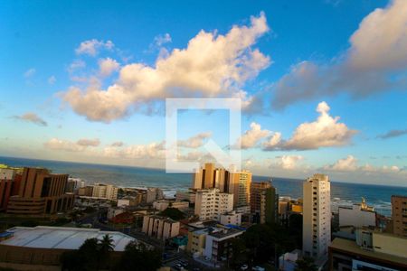 Vista da Sala de apartamento para alugar com 3 quartos, 180m² em Pituba, Salvador