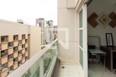 Varanda Sala de apartamento para alugar com 1 quarto, 44m² em Indianópolis, São Paulo