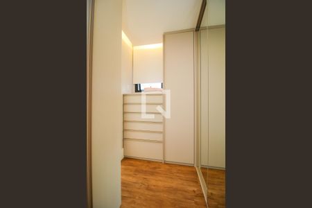 Quarto 1 - Closet de apartamento à venda com 3 quartos, 162m² em Pedra Redonda, Porto Alegre