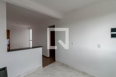 Sala/Cozinha de apartamento para alugar com 2 quartos, 52m² em Arvoredo, Contagem