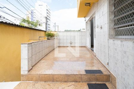 Sacada de casa para alugar com 7 quartos, 200m² em Parque Sao Diogo, São Bernardo do Campo