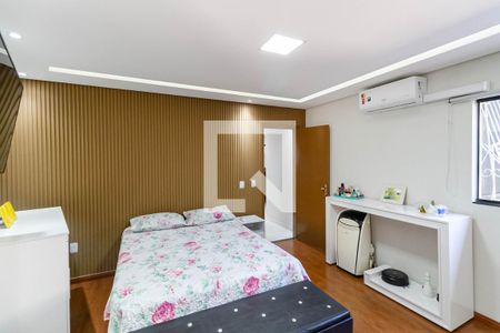 Suíte de casa à venda com 3 quartos, 280m² em Jaqueline, Belo Horizonte