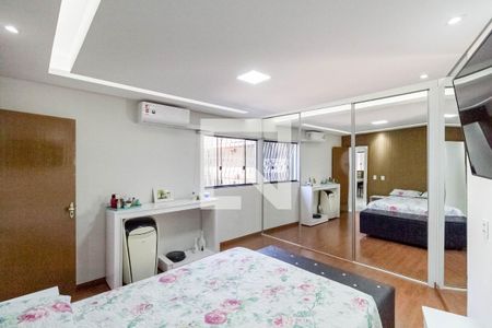 Suíte de casa à venda com 3 quartos, 280m² em Jaqueline, Belo Horizonte