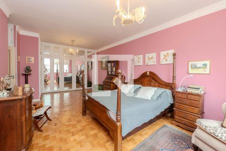 Apartamento à venda com 320m², 5 quartos e 3 vagas Apartamento à venda com 320m², 5 quartos e 3 vagasSuite 1