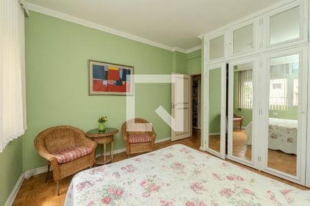 Apartamento à venda com 320m², 5 quartos e 3 vagas Apartamento à venda com 320m², 5 quartos e 3 vagasQuarto 3