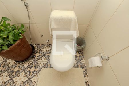 Apartamento à venda com 320m², 5 quartos e 3 vagas Apartamento à venda com 320m², 5 quartos e 3 vagasBanheiro da Suíte 1