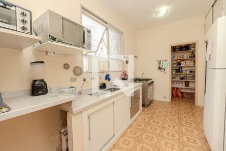 Apartamento à venda com 320m², 5 quartos e 3 vagas Apartamento à venda com 320m², 5 quartos e 3 vagasCozinha