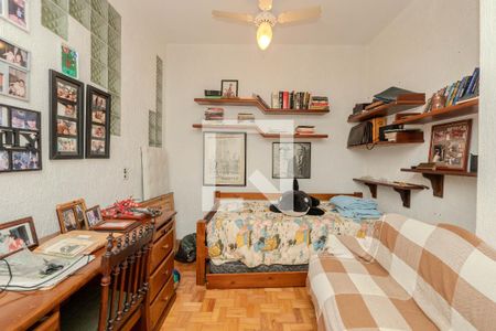 Apartamento à venda com 320m², 5 quartos e 3 vagas Apartamento à venda com 320m², 5 quartos e 3 vagasQuarto 4