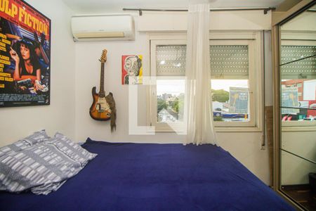 Quarto 1 de apartamento à venda com 2 quartos, 66m² em Vila Ipiranga, Porto Alegre