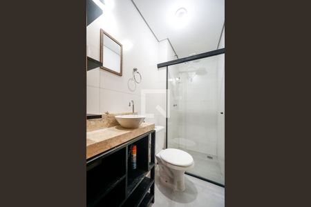 Banheiro de apartamento para alugar com 2 quartos, 38m² em Chácara Seis de Outubro, São Paulo
