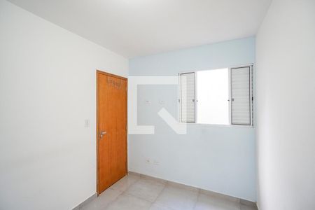 Quarto 02 de apartamento para alugar com 2 quartos, 38m² em Chácara Seis de Outubro, São Paulo