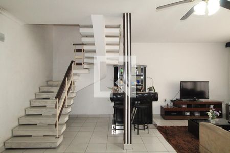 Sala de casa à venda com 4 quartos, 360m² em Vila Salete, São Paulo