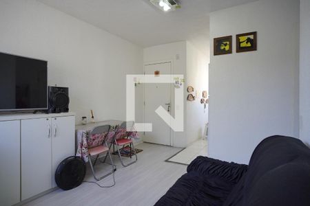 Sala de apartamento para alugar com 2 quartos, 50m² em Mário Quintana, Porto Alegre