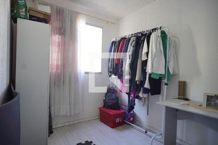 Quarto 2 de apartamento para alugar com 2 quartos, 50m² em Mário Quintana, Porto Alegre