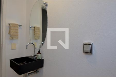 Lavabo de casa de condomínio à venda com 5 quartos, 474m² em Barra da Tijuca, Rio de Janeiro