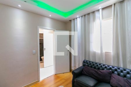 Sala de casa à venda com 4 quartos, 160m² em Estoril, Belo Horizonte